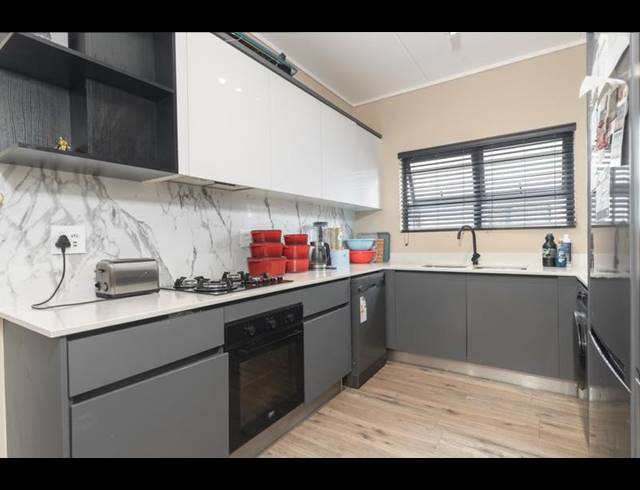 3 BEDROOM APARTMENT FOR SALE IN THE HUNTSMAN